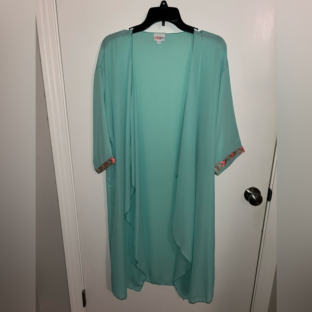 Lularoe Monroe kimono